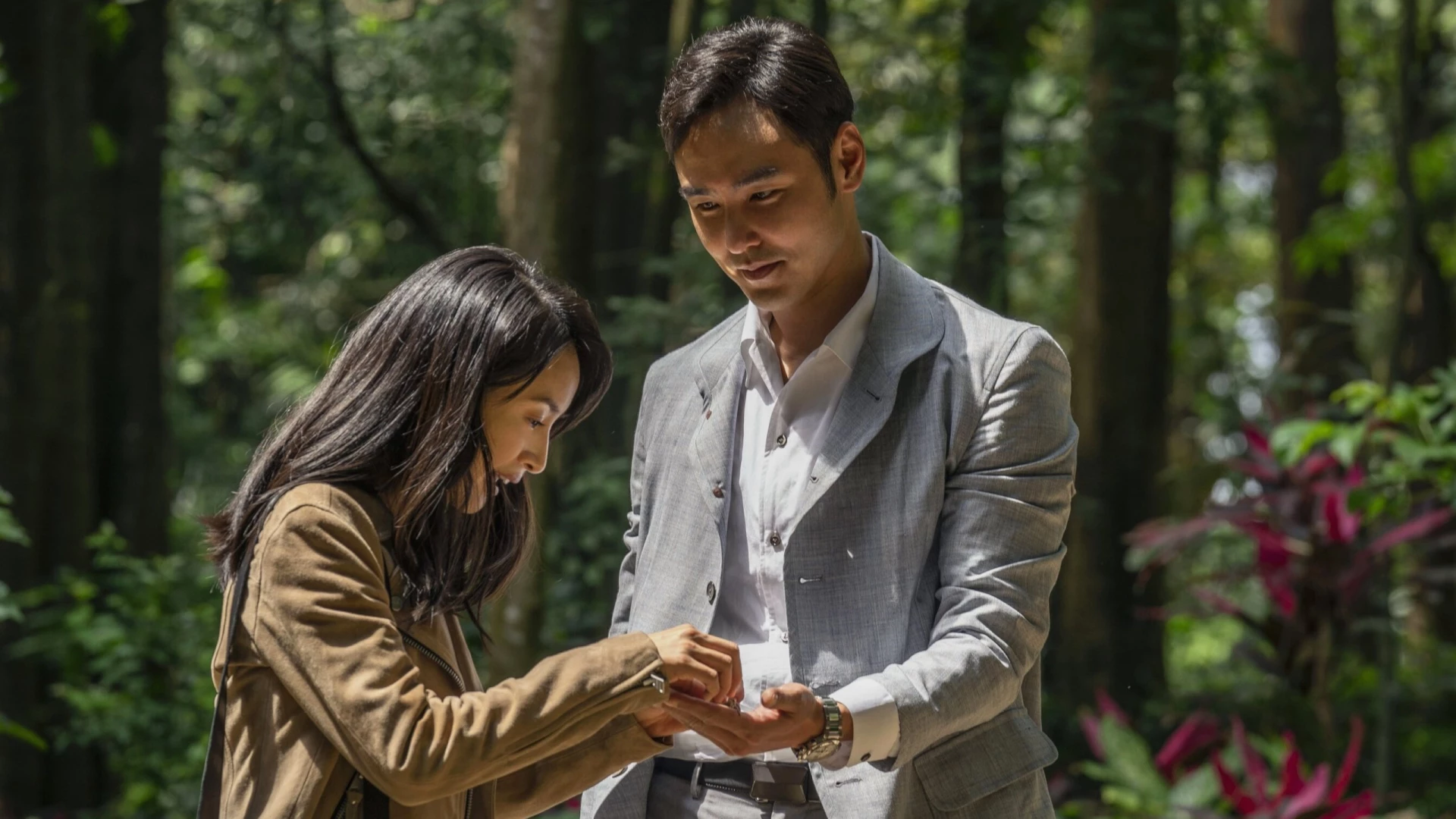 Thần Huyền Thiên Trên Nóc Xe - Be With Me